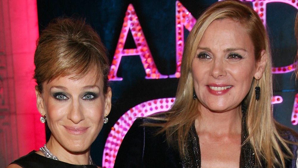 Sarah Jessica Parker and Kim Cattrall smiling for the cameras