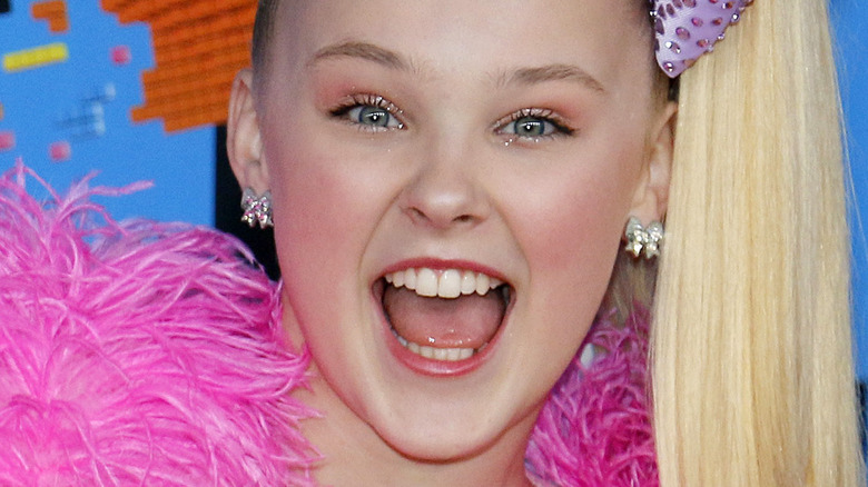 JoJo Siwa at the 2018 Kids Choice Awards