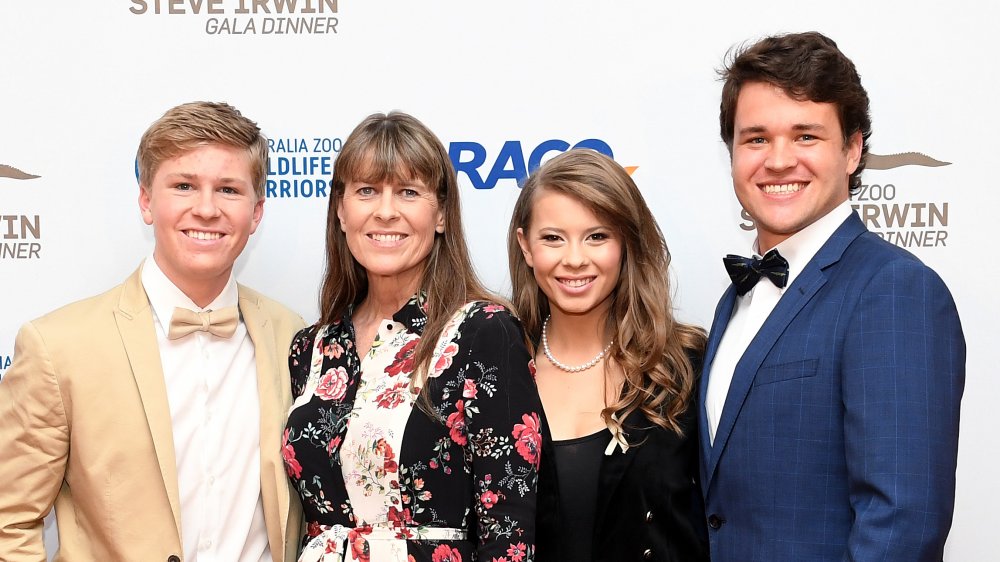 Robert Clarence Irwin, Terri Irwin, Bindi Irwin and Chandler Powell