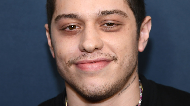 Pete Davidson posing