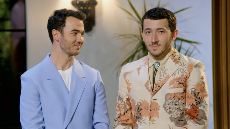 Kevin and Frankie Jonas hosting Claim to Fame