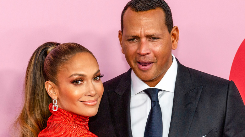 Jennifer Lopez, Alex Rodriguez, posing