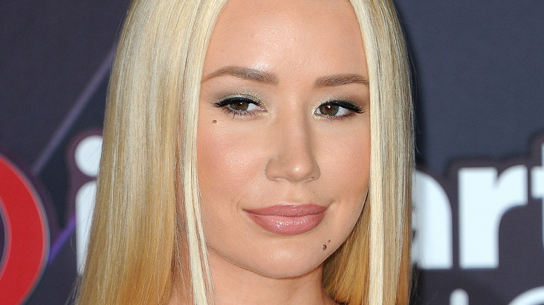 Iggy Azalea smiling