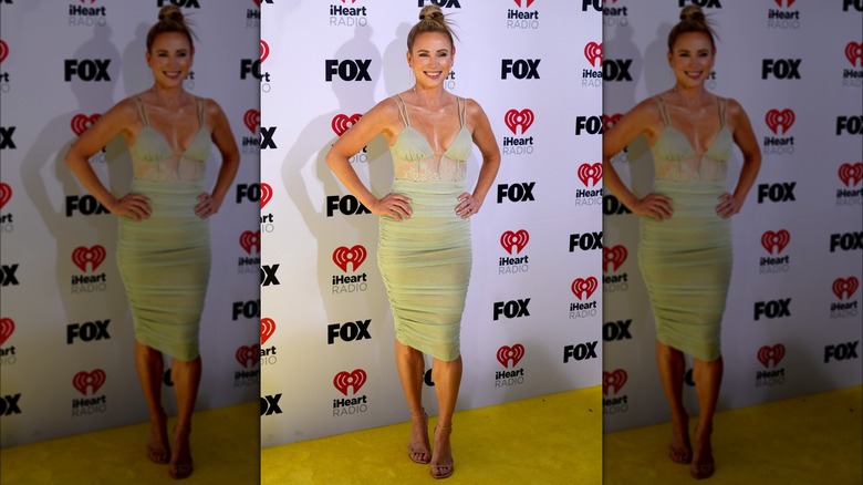 Amy Robach wearing green dress