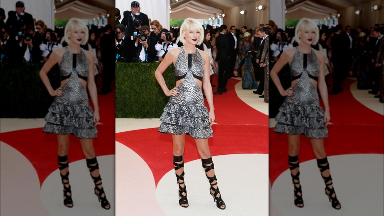 Taylor Swift attending the 2016 Costume Institute Gala at the Metropolitan Museum of Art