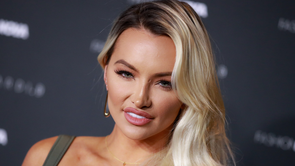 Lindsey Pelas smiling