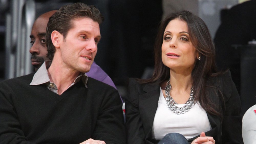 Jason Hoppy and Bethenny Frankel sitting and chatting