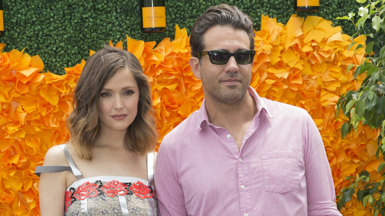Rose Byrne and Bobby Cannavale posing