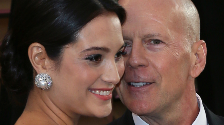 Emma Heming, Bruce Willis cheek-to-cheek