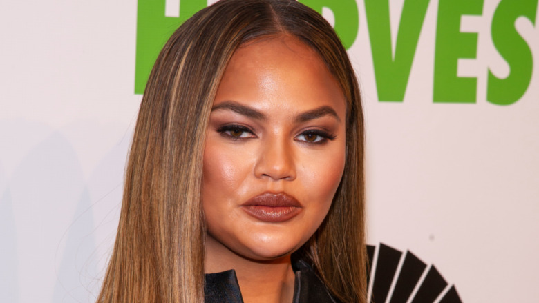 Chrissy Teigen blowing a kiss 