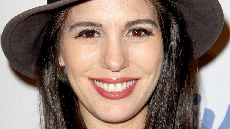 Christy Carlson Romano smiling