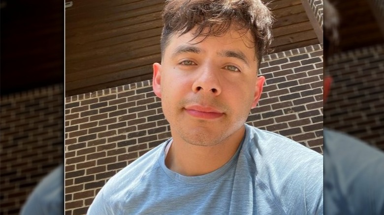 David Archuleta poses in selfie