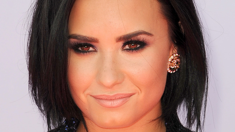 Demi Lovato with short hair 