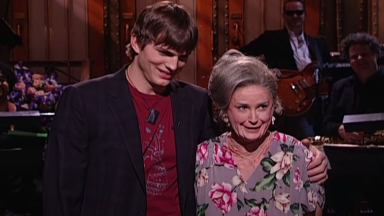 Ashton Kutcher, Demi Moore in old lady costume