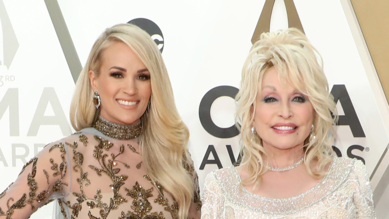 Carrie Underwood and Dolly Parton on the red carpet
