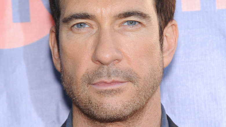 Dylan McDermott posing