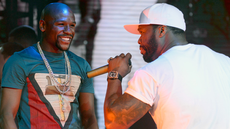 50 Cent Mocks Floyd Mayweather & Says He Owes Him Money In New