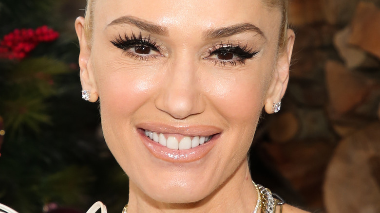 Gwen Stefani smiling