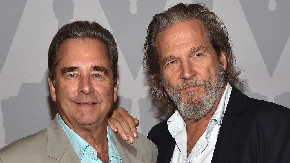 Beau and Jeff Bridges posing at an event