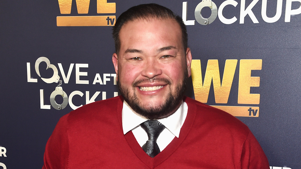 Jon Gosselin smiling on the red carpet