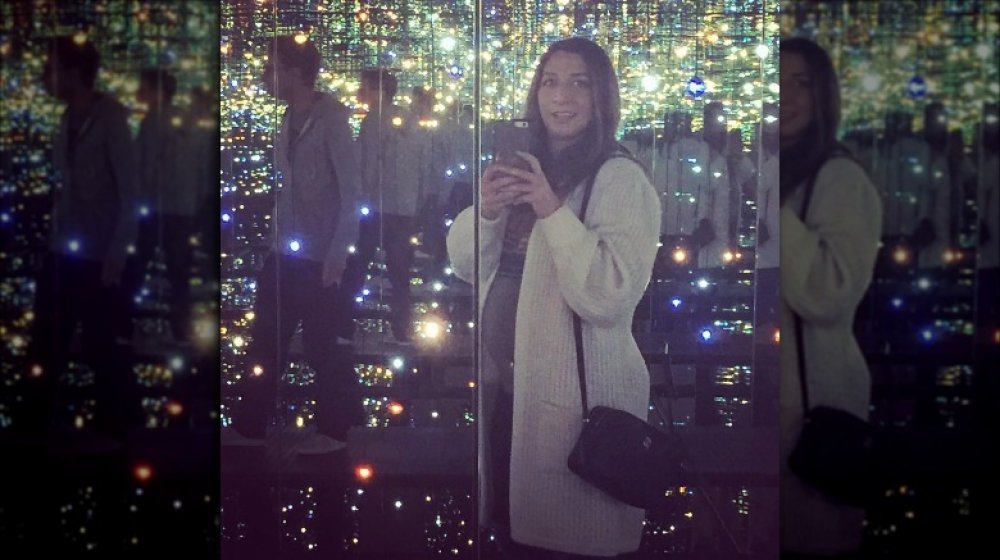 Chelsea Peretti pregnancy announcement photo