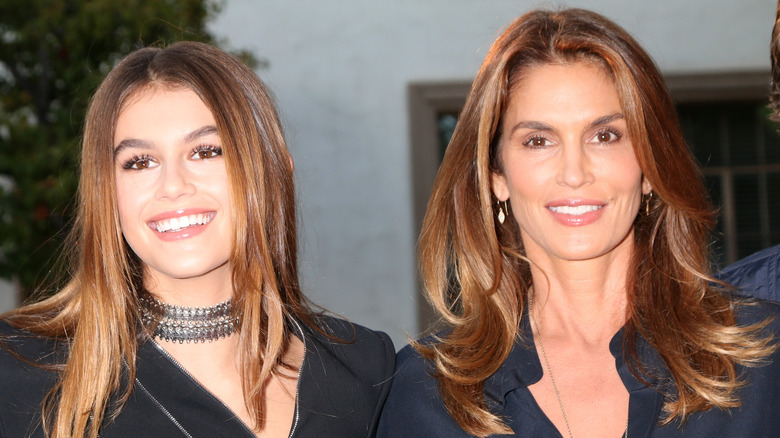 Kaia Geber and Cindy Crawford pose at a 2016 event
