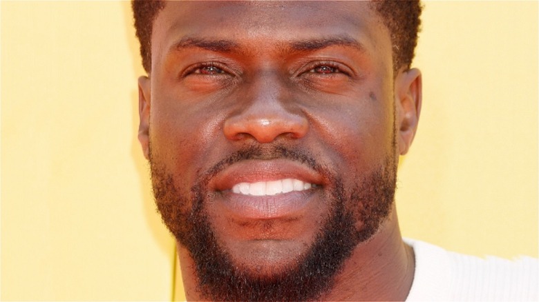 Kevin Hart and Nick Cannon smiling