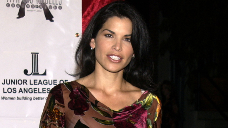 Lauren Sánchez Bezos on the red carpet of an LA event in 2002