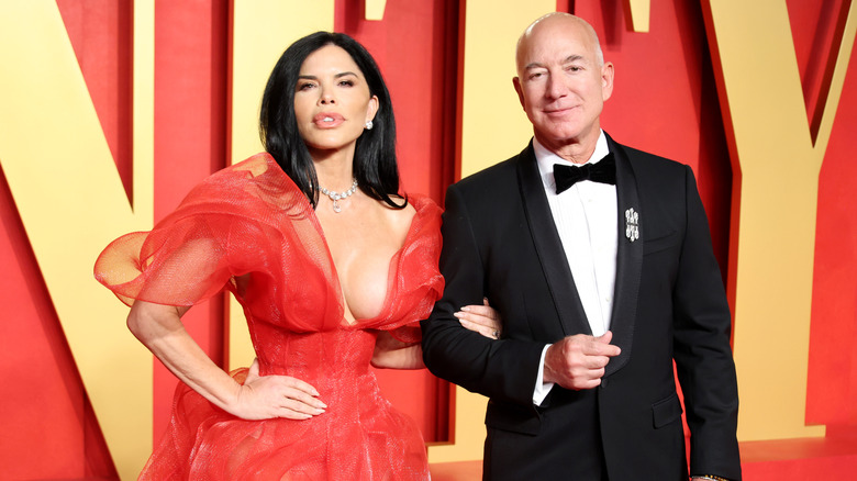 Lauren Sánchez Bezos and Jeff Bezos at an event