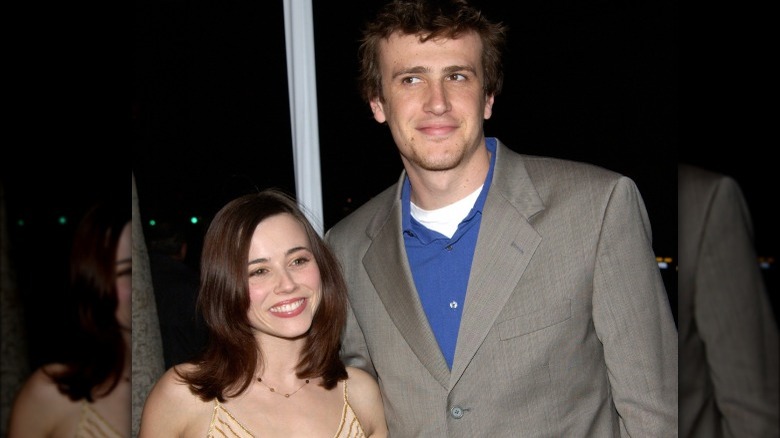 Linda Cardellini and Jason Segel