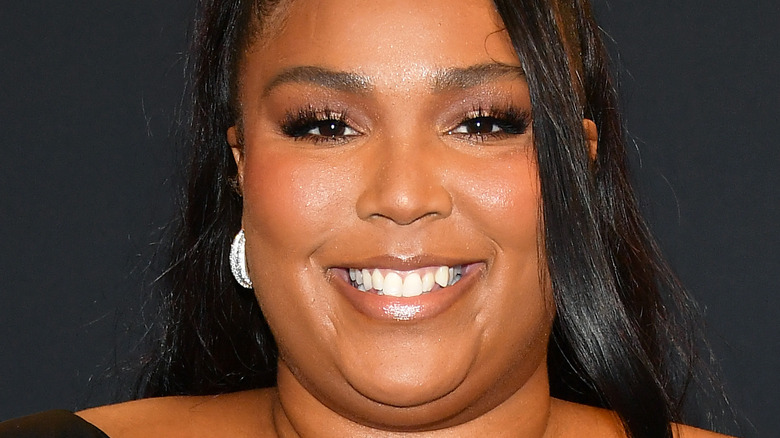 Lizzo smiling 