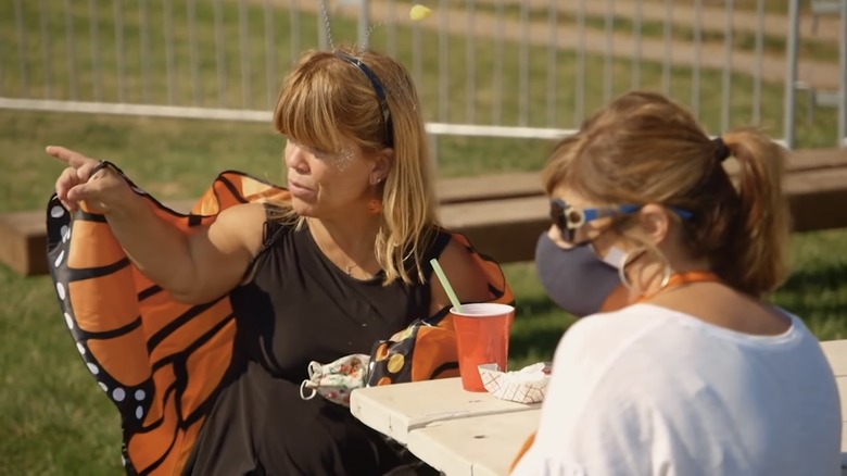 Amy Roloff and Caryn Chandler filming "Little People, Big World"