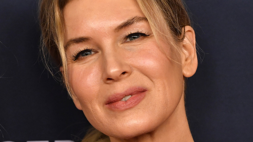 Renée Zellweger attends the Women's Cancer Research Fund in 2020