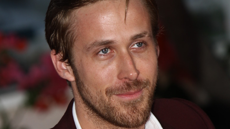 Ryan Gosling loose tie