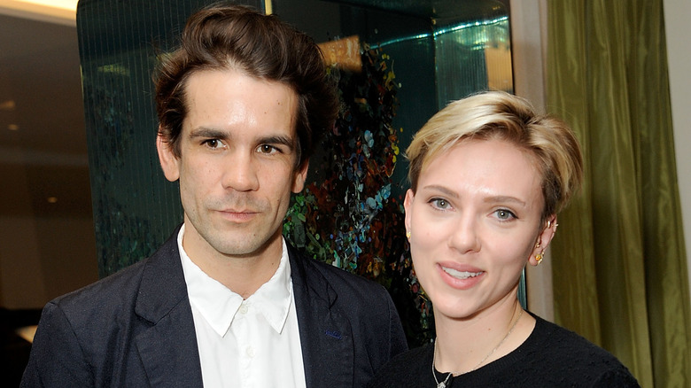 Romain Dauriac and Scarlett Johansson smiling