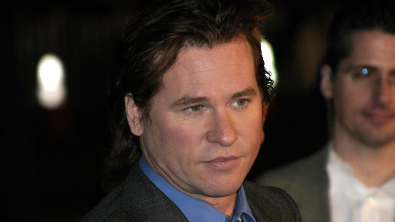 Val Kilmer posing
