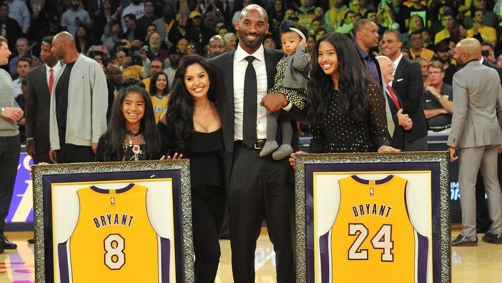 Kobe Bryant and family at Lakers game