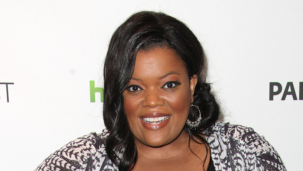 Yvette Nicole Brown smiling