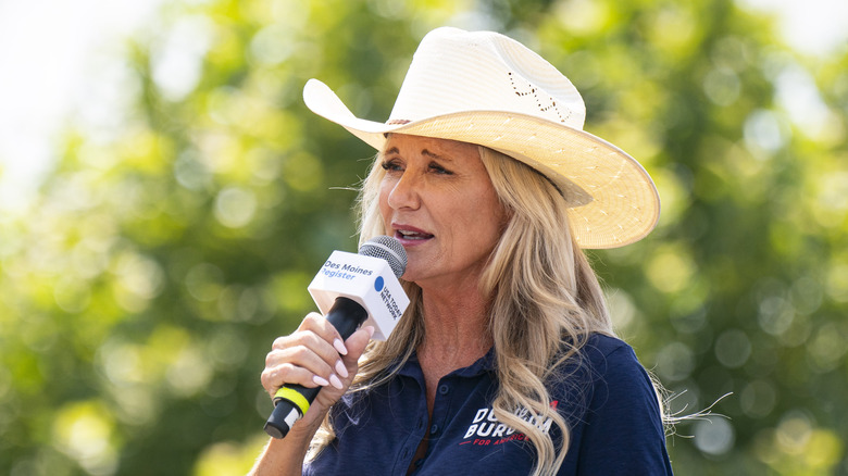 Kathryn Burgum speaking