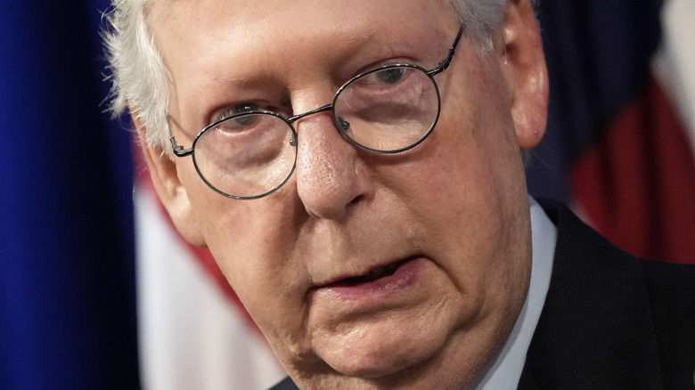 Mitch McConnell introduces Associate Supreme Court Justice Clarence Thomas at the Heritage Foundation 2021