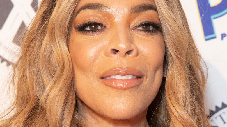 Wendy Williams smiles on red carpet