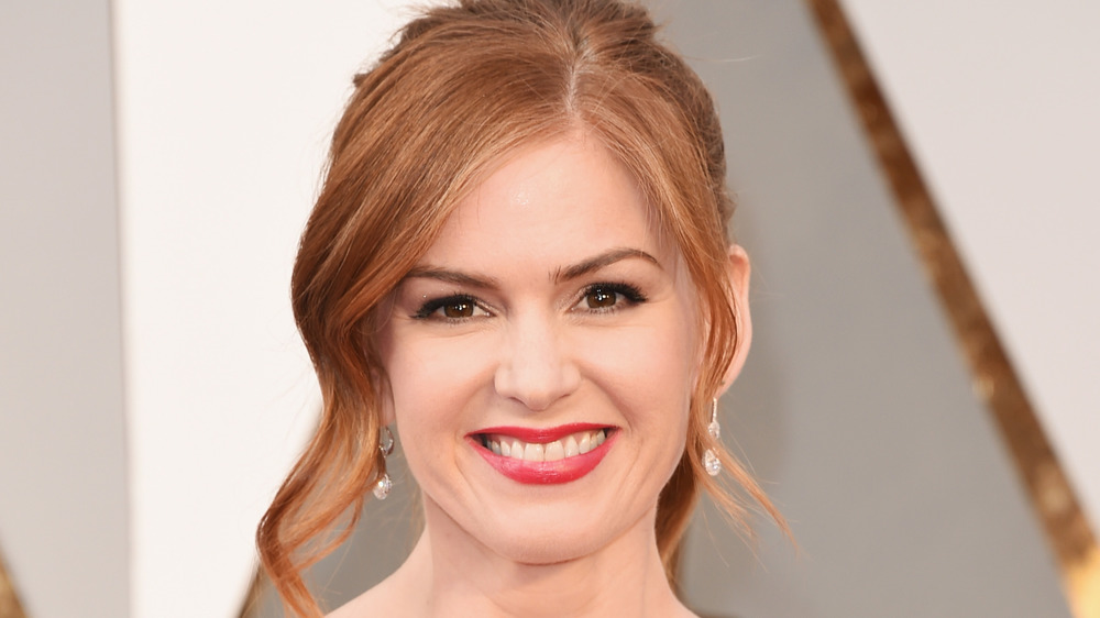 Isla Fisher smiling 