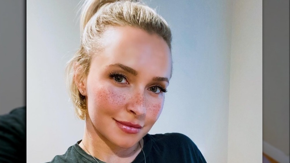 Hayden Panettiere smiling for a selfie in 2020