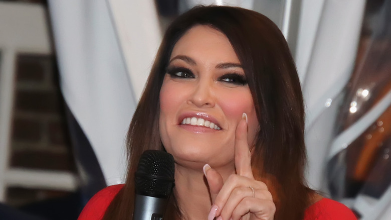 Kimberly Guilfoyle raising finger