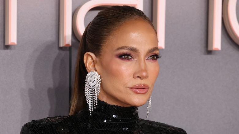 Jennifer Lopez posing