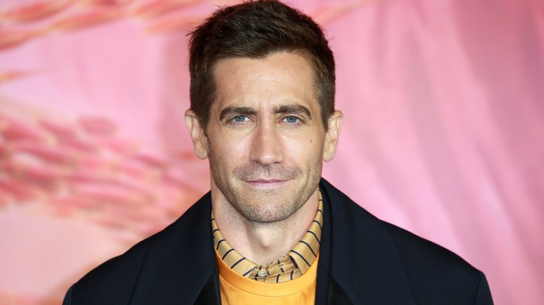 Jake Gyllenhaal poses