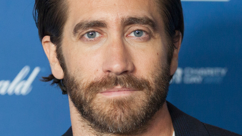 Jake Gyllenhaal serious 