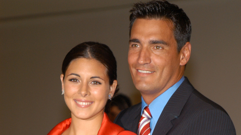 Jamie Lynn Sigler and AJ Discala smiling together