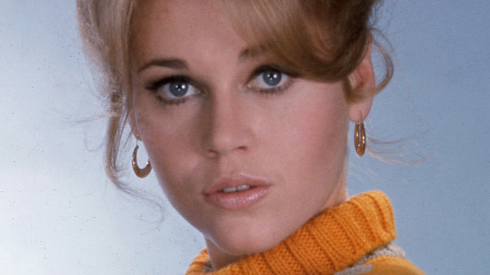 Jane Fonda posing for a 1968 portrait 