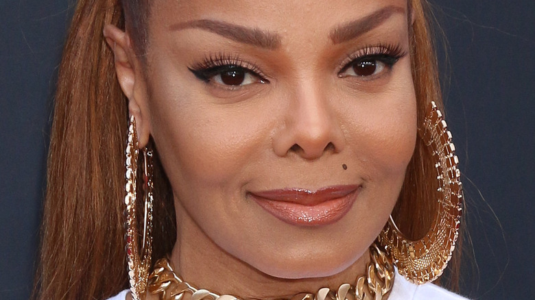 Janet Jackson smiles on red carpet